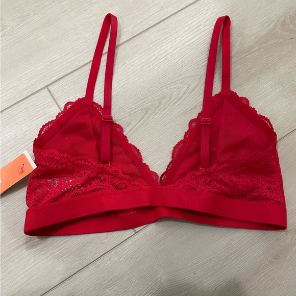 Bundle of Red Lace Bra - Picture 5 of 5